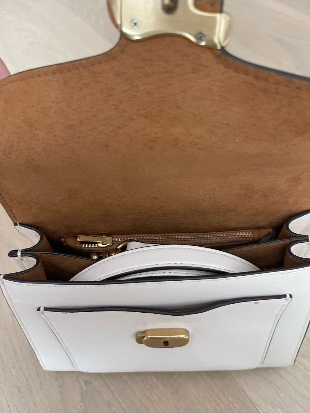 Coach Cream Pebbled Leather Satchel with Gold 'C' Turnlock - Picture 9 of 16